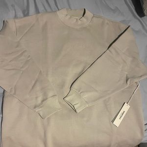 Fear of God Essentials Relaxed Crewneck 'Smoke'